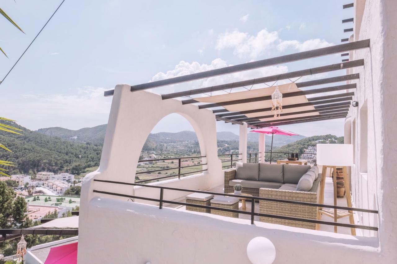 Apartamentos Catharina Maria Cala Llonga  Εξωτερικό φωτογραφία