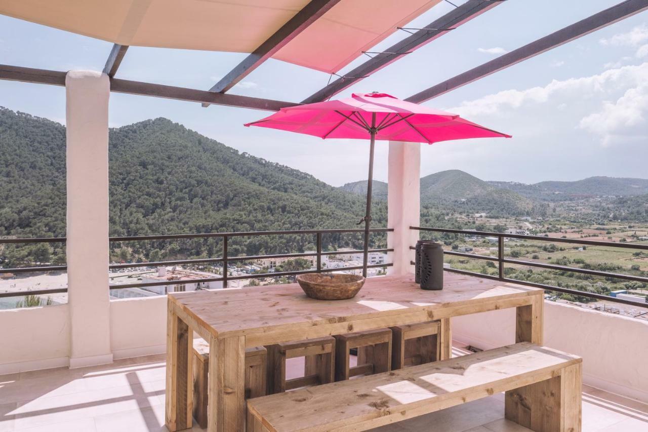 Apartamentos Catharina Maria Cala Llonga  Εξωτερικό φωτογραφία