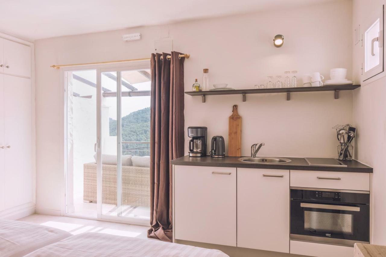 Apartamentos Catharina Maria Cala Llonga  Εξωτερικό φωτογραφία